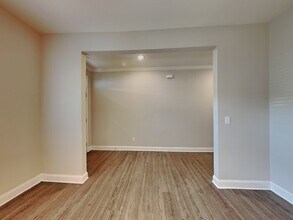 3205 Emerald Ridge Ct in Raleigh, NC - Building Photo - Building Photo