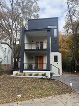 1073 Hemphill Ave NW in Atlanta, GA - Building Photo