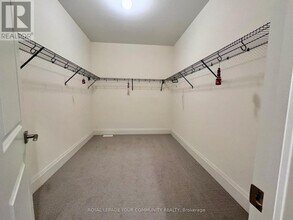 38 Elverton Cres in Brampton, ON - Building Photo - Building Photo