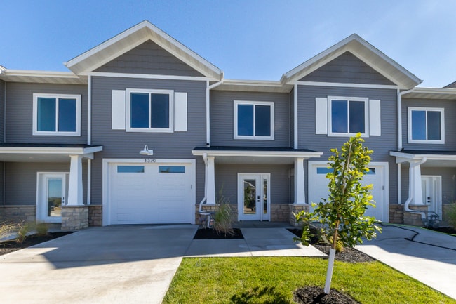 property at 1370 Autumn Ridge Ln