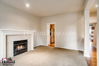 7068 NE Stonewater St in Hillsboro, OR - Building Photo - Building Photo