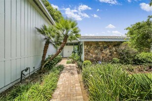 107 Canterbury Dr in Haines City, FL - Building Photo