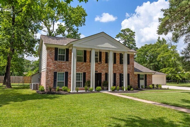 4010 Briar St in Magnolia, TX - Building Photo - Building Photo
