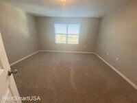 1053 Appleton St photo'