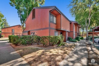 38627 Cherry Ln, Unit Apt 47 in Fremont, CA - Building Photo - Building Photo