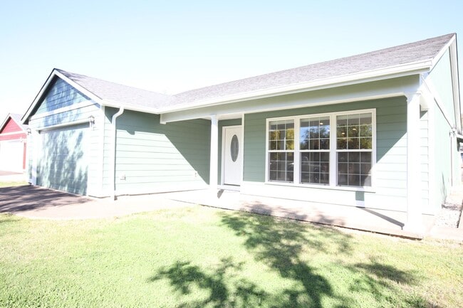 2865 SE Deborah Pl in Corvallis, OR - Building Photo - Building Photo