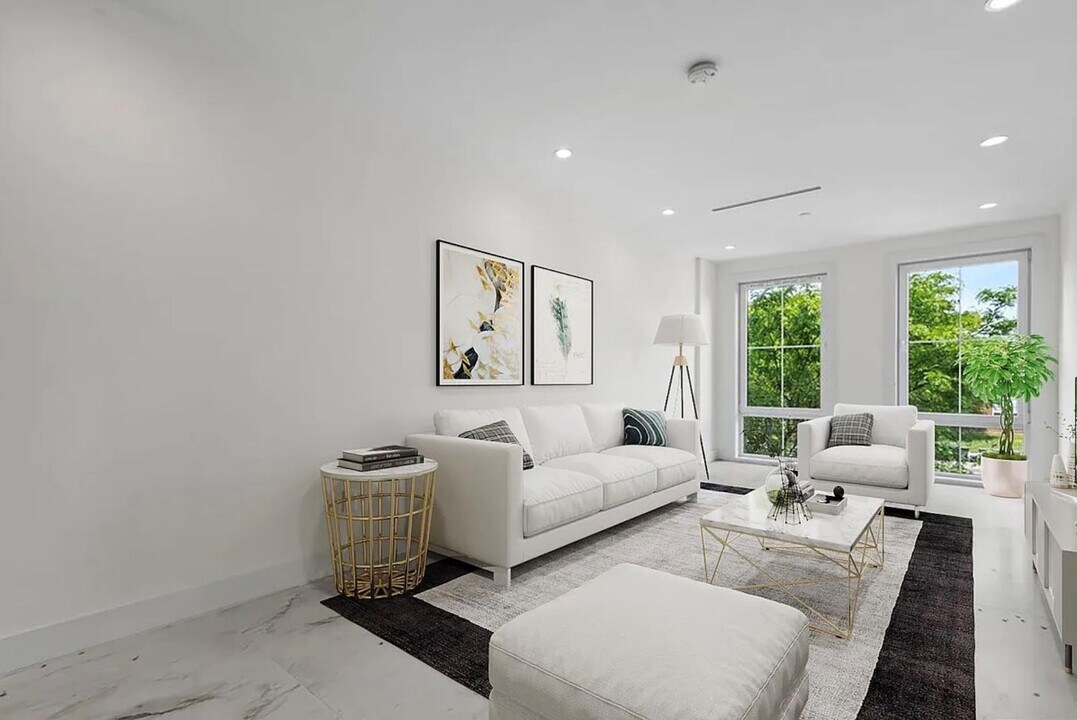 122 Palmetto St in Brooklyn, NY - Building Photo