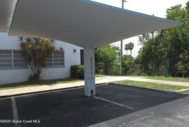 8401 N Atlantic Ave, Unit 2 in Cape Canaveral, FL - Building Photo - Building Photo