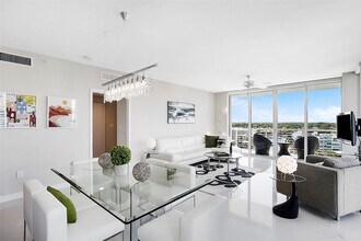 2831 N Ocean Blvd in Fort Lauderdale, FL - Building Photo - Building Photo