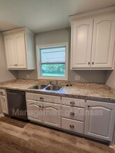 2617 SW Eveningside Dr in Topeka, KS - Building Photo - Building Photo