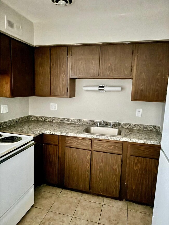 Salem Apartments