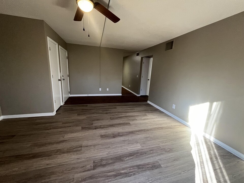 511 Laurel St in Warrensburg, MO - Building Photo