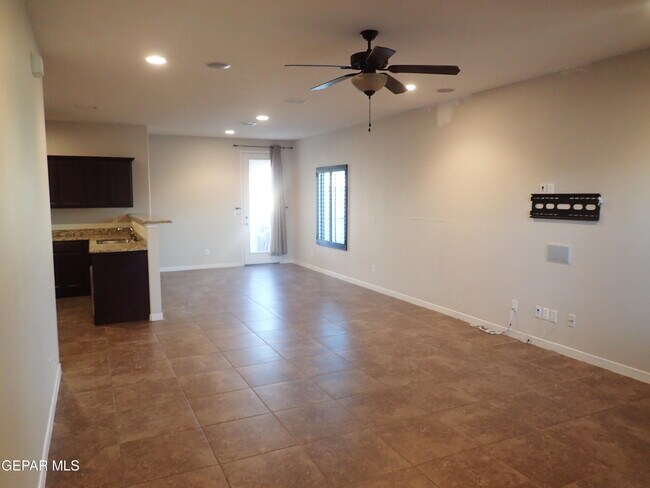 14661 Ginger Kerrick in El Paso, TX - Building Photo - Building Photo