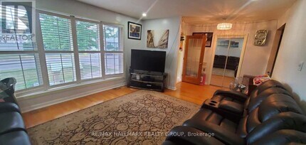 658 Dan Ave in Ottawa, ON - Building Photo - Building Photo