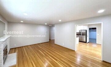 736 Durshire Way in Sunnyvale, CA - Building Photo - Building Photo