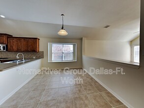 4644 Daisy Leaf Dr in Fort Worth, TX - Building Photo - Building Photo