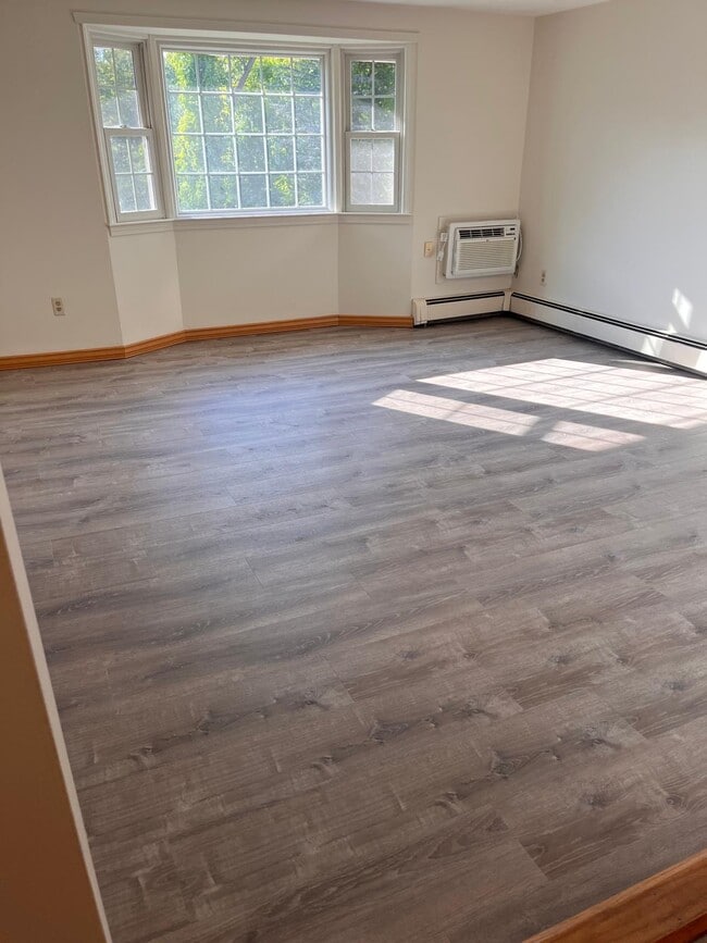 2 Town House Ln in Acton, MA - Building Photo - Building Photo