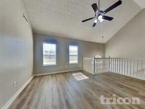 1270 St Francis Ct in Locust Grove, GA - Foto de edificio - Building Photo