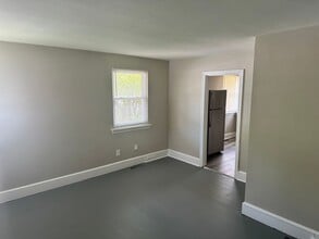 2000 Hopedale Ave in Charlotte, NC - Building Photo - Building Photo