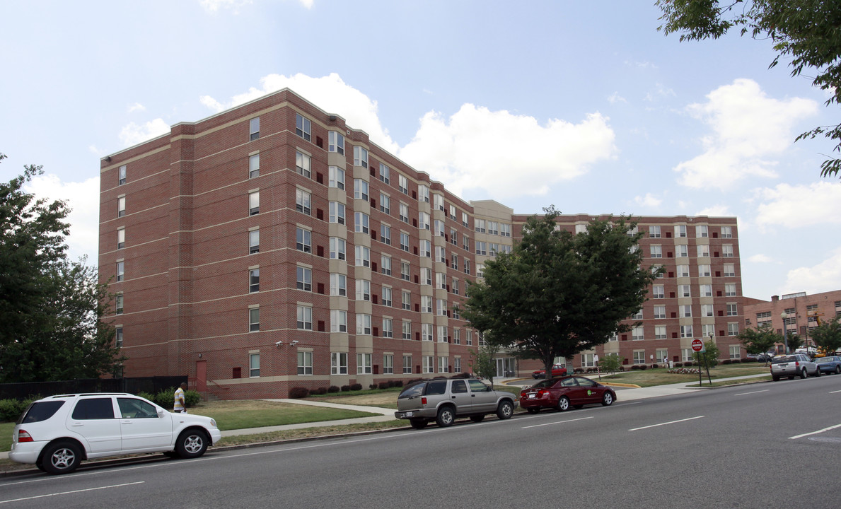 The Golden Rule Plaza in Washington, DC - Building Photo