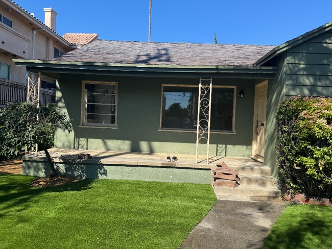 property at 13345 Burbank Blvd