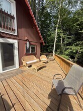 20 Brookhurst Ln E in Meredith, NH - Foto de edificio - Building Photo