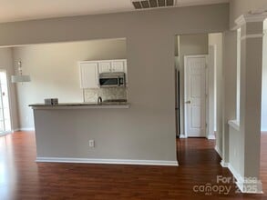 11742 Huxley Rd in Charlotte, NC - Building Photo - Building Photo