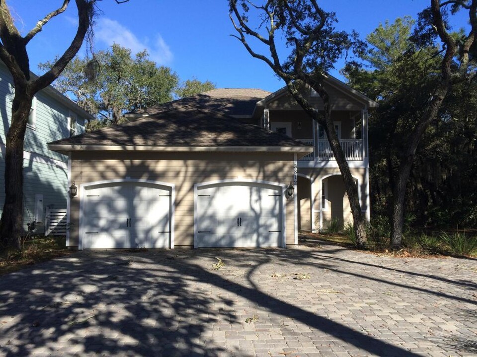 3812 Mariner Dr in Panama City Beach, FL - Building Photo