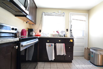 12 Anselm Ter in Boston, MA - Building Photo - Building Photo