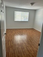 5737 NW 114th Path in Doral, FL - Building Photo - Building Photo