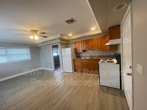 222 Fairweather Ln in Fort Myers Beach, FL - Building Photo - Building Photo