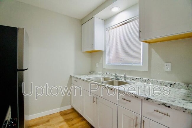 property at 466 N Adair St