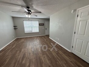 3301 SW Victoria Pl in Bentonville, AR - Building Photo - Building Photo