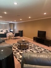 301 Beaver Lake Cir in Texarkana, TX - Foto de edificio - Building Photo