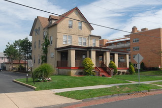 301 Sunset Ave in Asbury Park, NJ - Building Photo - Building Photo