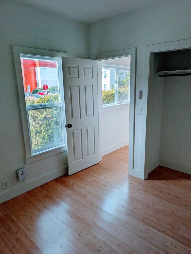 1401 N 36th St, Unit 1401 in Seattle, WA - Building Photo - Building Photo