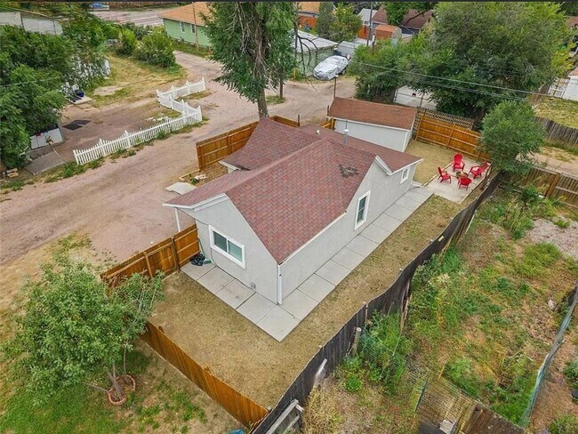 1023 E Costilla St in Colorado Springs, CO - Building Photo - Building Photo