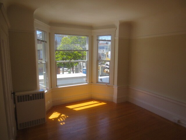 1067 Valencia St in San Francisco, CA - Building Photo - Building Photo