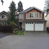 12340 8th Ave NE in Seattle, WA - Building Photo