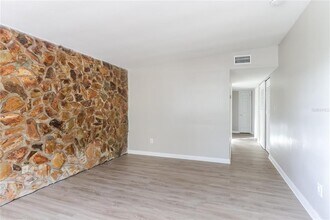 3775 Abington Ave S in St. Petersburg, FL - Building Photo - Building Photo