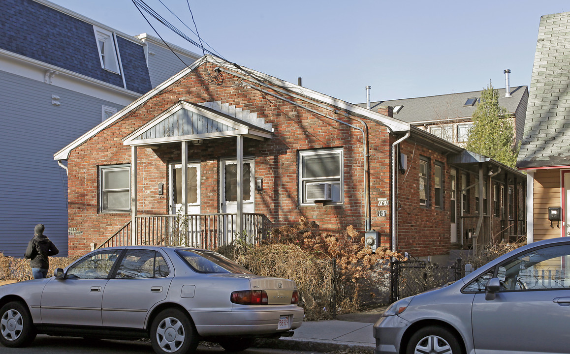 163 Pearl St in Cambridge, MA - Building Photo