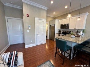 2-2A Green St in Huntington, NY - Building Photo - Building Photo