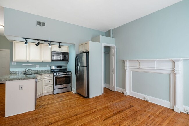 property at 245 S 10th St