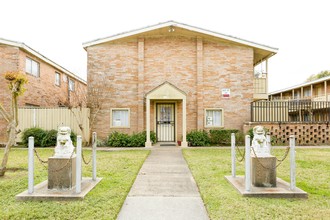 Lotus Square Apartments in Pasadena, TX - Building Photo - Building Photo