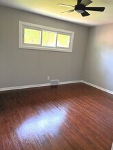1210 Indian Ave in Aurora, IL - Building Photo - Building Photo