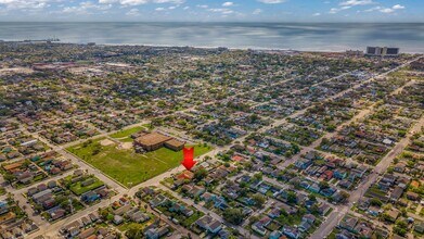 1413 53rd St in Galveston, TX - Building Photo - Building Photo