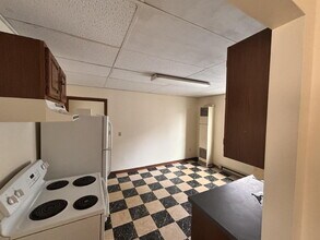 752 Middle St in Bath, ME - Building Photo - Building Photo