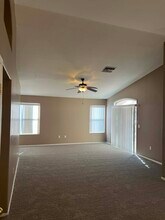 8855 N Moonfire Dr in Tucson, AZ - Foto de edificio - Building Photo