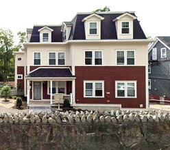 110 Kenrick St in Boston, MA - Building Photo - Building Photo