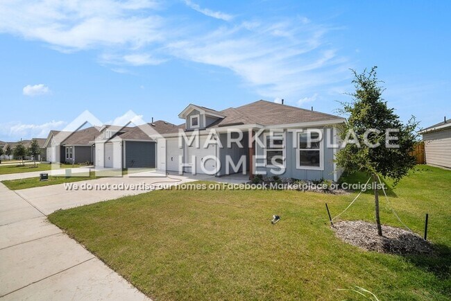 933 Burlington Ave in Fort Worth, TX - Building Photo - Building Photo